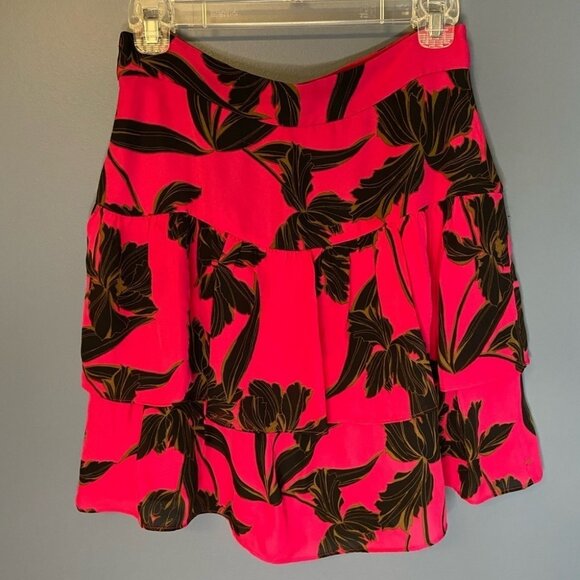 Pink Floral Baxter Silk Mini Skirt Tiered Ruffle sz 6 - Picture 2 of 2